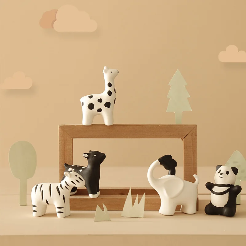 

Creative Ceramic Mini Animal Figures Ornaments Home Decoration Desktop Cute Miniature Figurines Accessories Children's Gift