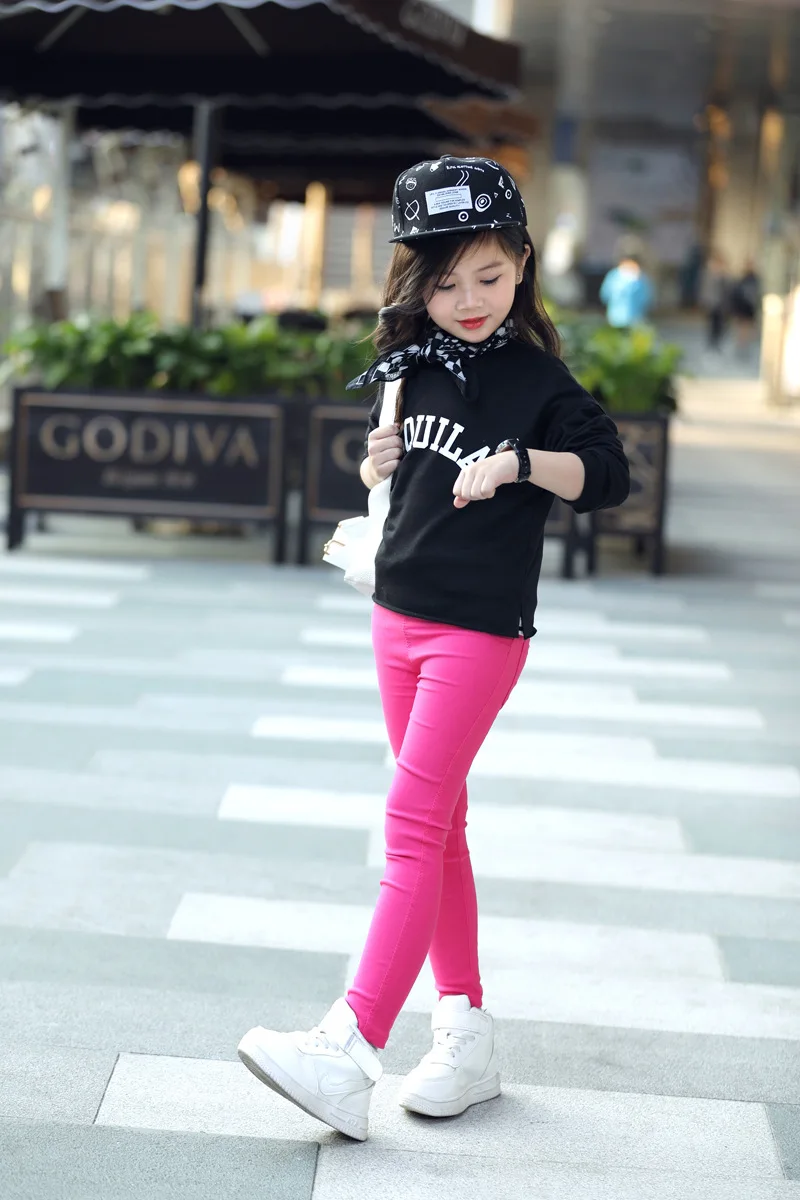 3832074496_1669107781