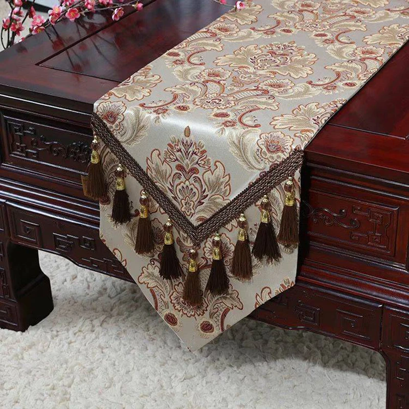 

High Quality Table Runner Dining Coffee Table Decoration Print Table Cover Modern Luxury Home Table Runners With Tassels