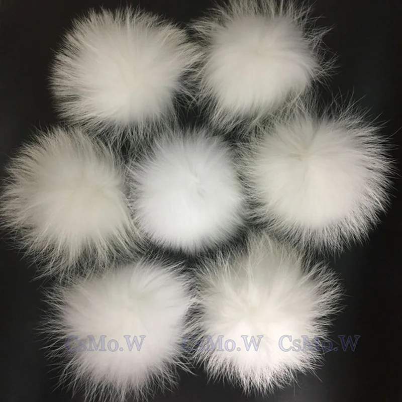 10-pcs-lot-DIY-Big-Size-15cm-DIY-Real-Fox-Fur-Pompoms-Raccoon-Fur-Pom-Poms.jpg_640x640 (16)