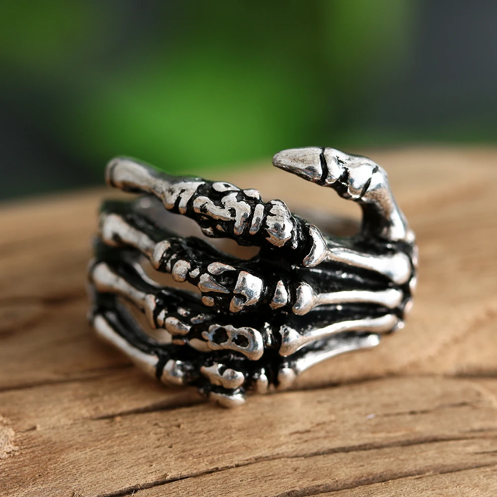 1Pc Stainless Steel Skull Rings Gothic Vintage Hand Bone Rings Punk Hip Hop Men Jewelry Fashion Accessories stainless steel ring finger ring