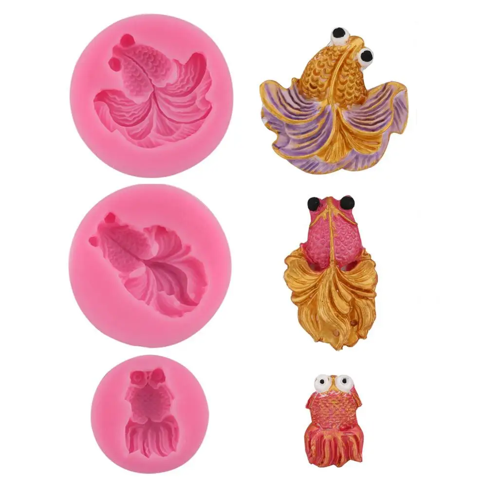 Meigold Animal Mould Insect Mould DIY Handmade 3D Mould Cake Chocolate Candy Biscuits Ice Cube Candle Mould Baking Tools Silicone Mould Random Colour 