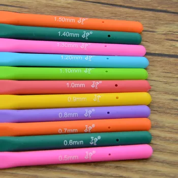 

1pcs Crochet Hook Mix Size 0.5mm to 2.8mm Soft Handle Knitting Hooks Needles DIY Craft Yarn Sewing Needle For Mom Wholesale