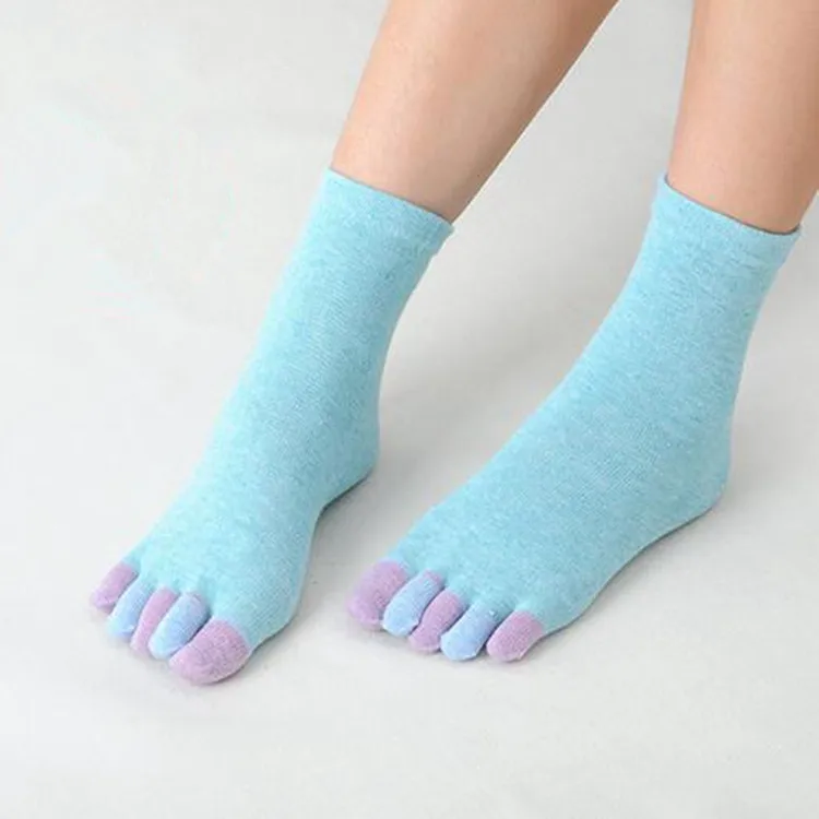 Automne hiver calzini chaorap mujer пять пальцев хлопок осень зима e girl skarpety смешные рождественские женские носки sokken для женщин - Цвет: 2