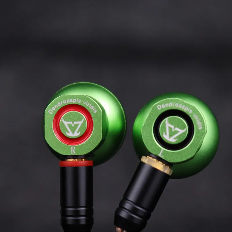 PROD 1005001639883996 TONEKING Dendroaspis Viridis HIFI Earbud Three
Diaphragm Dynamic Physical Frequency Division Headset Metal Earphones
With MMCX