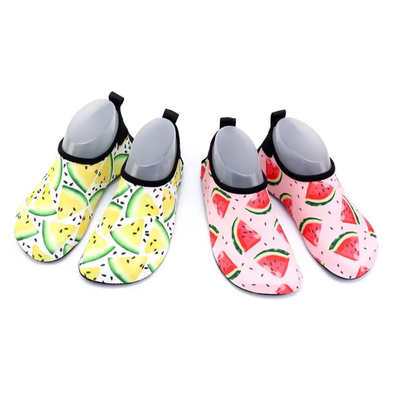 Детская обувь для плавания милые цветные быстросохнущие нескользящие носки без шнуровки с фруктовым принтом для пляжа и бассейна S20 19