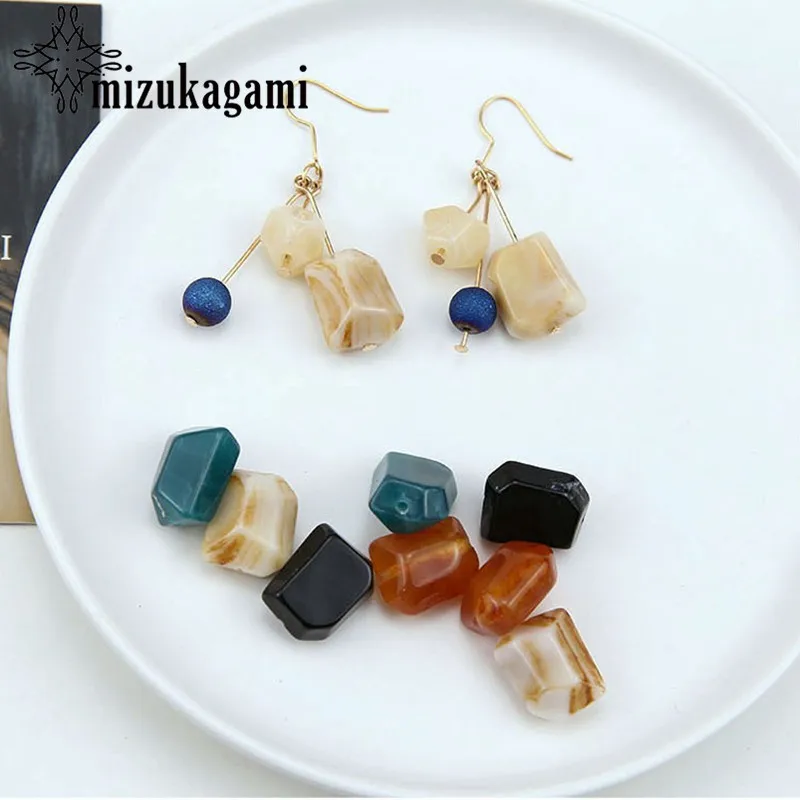 

10pcs/lot DIY Handmade Jewelry Accessories Retro Irregular Resin Perforated Beads Earrings Necklace Material