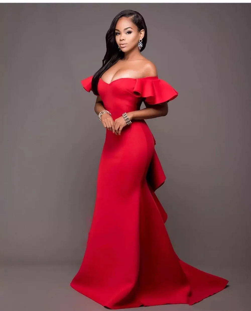 

Crockoonboo Red Off Shoulder Prom Dresses Backless Mermaid Evening Gowns Saudi Arabia Ruched Sweep Train Formal Party Maxi Dress