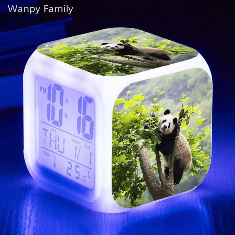 Very Lovely Panda Alarm Clock 7 Color Glowing Multifunctio Alarm Clock LED Big screen Touch Sensing Digital Flash Watches Clock - Цвет: Розовый