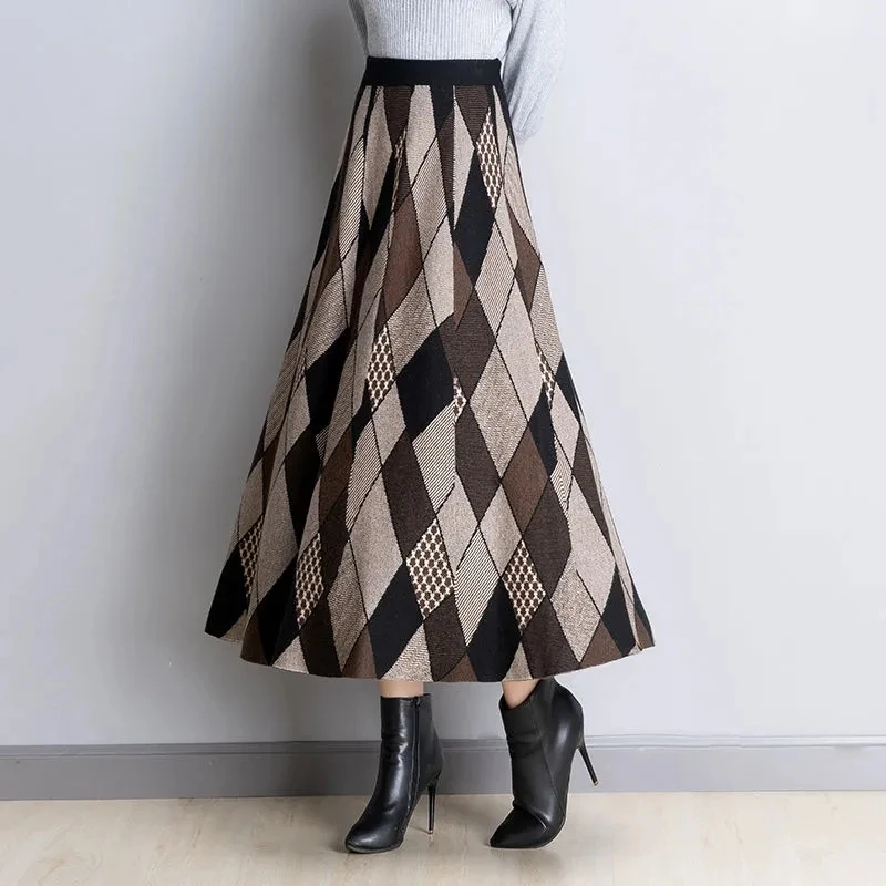 Autumn And Winter New Plaid Skirts Female Temperament A-Line Skirt Women Long Knitted Big Pendulum Thick Skirt Mujer Elegant 100