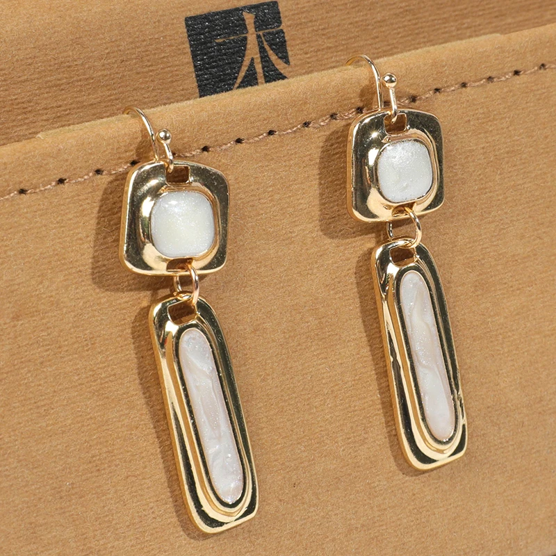

Boho Ethnic Geometric Square Resin Drop Earrings for Women Vintage Gold Metal Pendant Statement Earrings India Jewelry