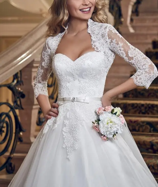 

2019 Hot New Bridal 3/4 Sleeve Bolero Jacket Shawl White Ivory Lace Applique Custom Wedding Accessories Jackets