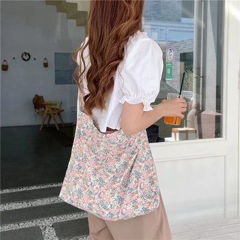 

Women Canvas Shoulder Bags Classic Texture Creative Design Chic Floral Reusable Large Capacity Crossbody Travel Pouch