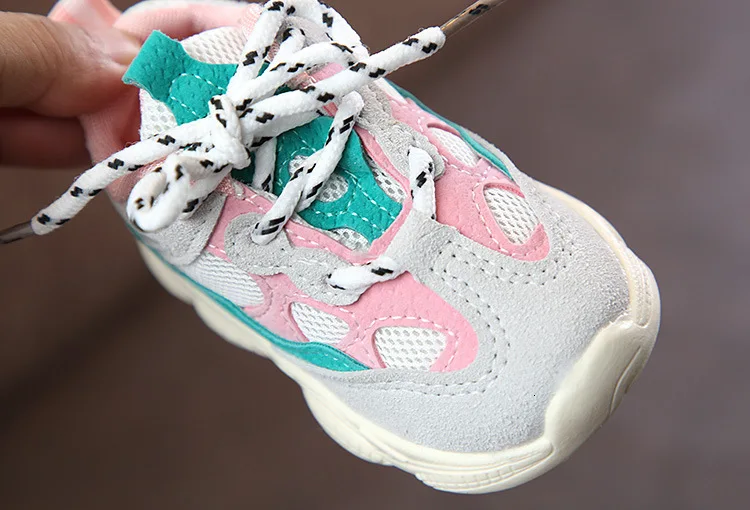 Детская обувь для девочек 1 год обувь модная детская повседневная обувь для бега мягкая подошва удобная прострочка цветная обувь для малышей