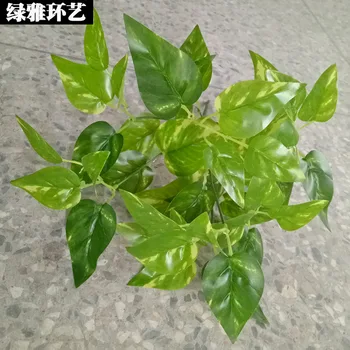 

Artificial Plants Take Green Radish White Dot Leaves Grass Soft Outfit Landscaping Plants Window Image Wall Jewelry Materials