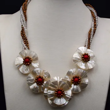 

2019 Summer New Trendy Rose Gold Crystal White Sea Shell Flower Chokers Necklace for women
