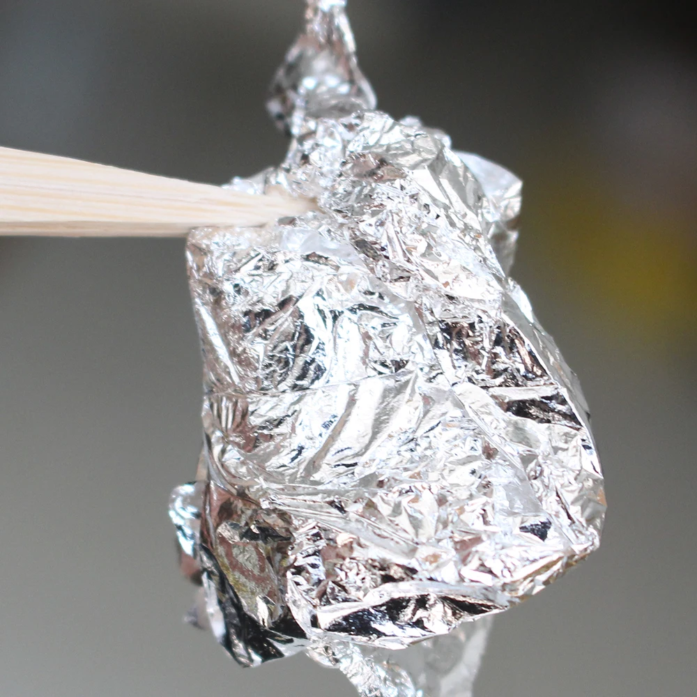 Съедобные натуральная листовая серебряная фольга чистого серебра Фольга листы для Еда украшения для выпекания хлебобулочных изделий мороженое маска для лица 6X6 см