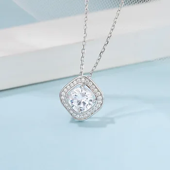 

Fine Jewelry Square 1 Carat Moissanite Pendant Necklaces 925 Sterling Silver Brilliant Cut D Color 6.5mm Diamond Necklace Chain