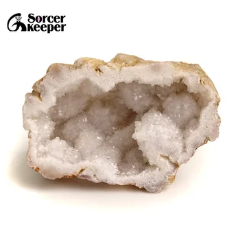 

Natural Agates Geode Crystal Hole Mineral Specimen Contains Clean Crystal Clusters of Very Beautiful Small Stone BD920