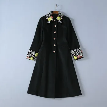 

European and American women's clothing 2019 winter new style Embroidered buttons with long sleeves Fashionable woolen coat