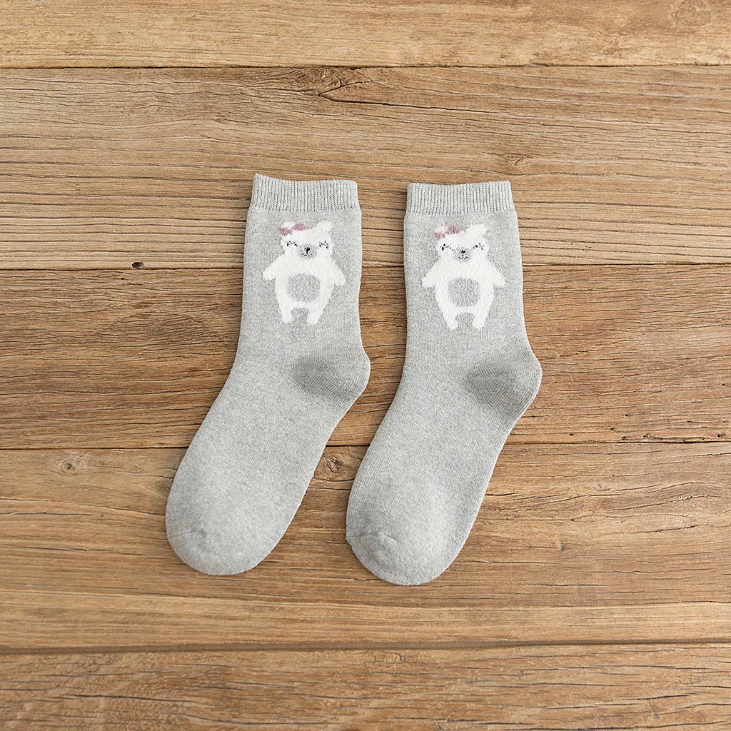 harajuku style Winter 5 Pairs Of Women Middle Tube Cotton Print Socks Cute Bear Style Ladies Warm Socks set of women's socks