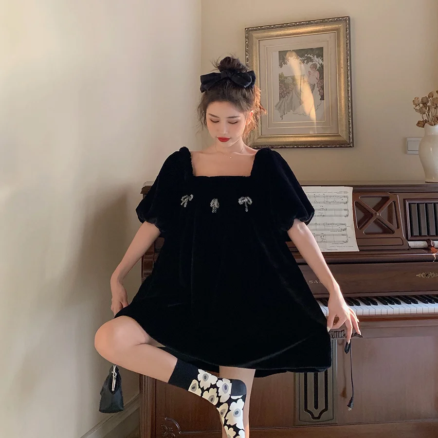 WHITNEY WANG Зимняя мода уличная одежда винтажный стиль квадратный воротник с пышными рукавами Бисероплетение бант бархатное платье женские вечерние платья