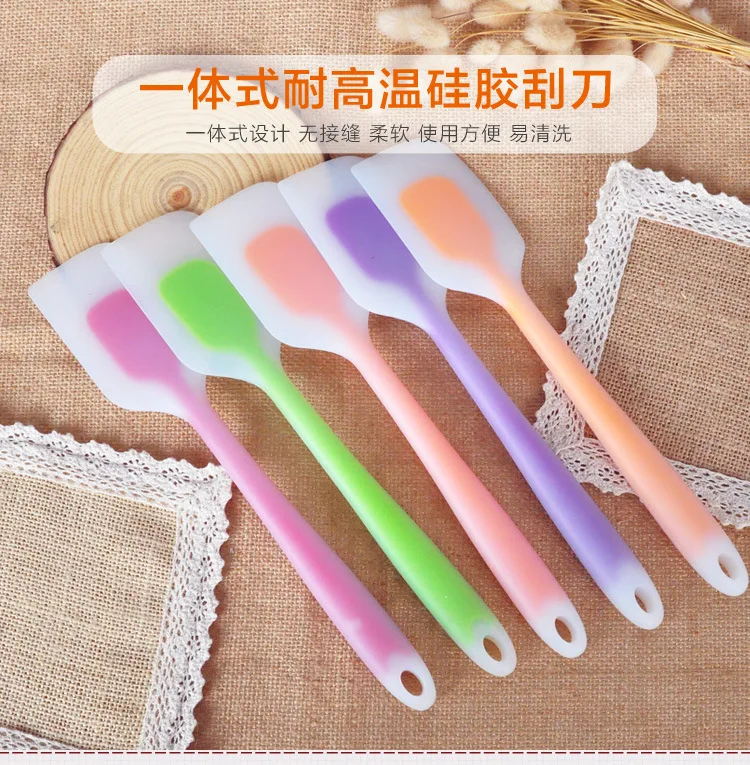 Ckot Large Size One-piece Translucent Silicone Scraper Cream Cake Scraper Kitchen Baking Tool