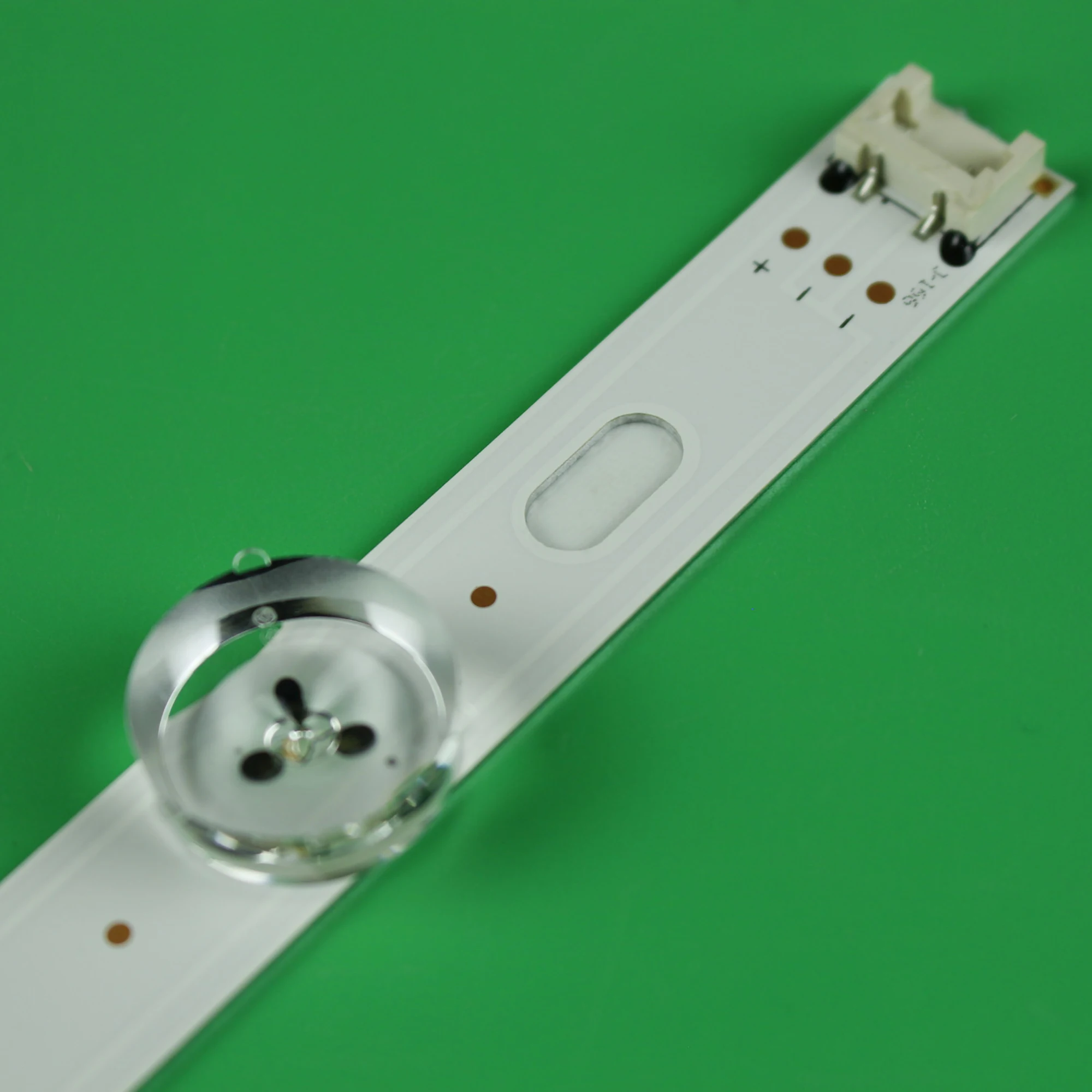 Светодиодные ленты для LG 39LN5404 39LN5403 39LN5700 39LA6136 39LA6134 39LA6130 39LA613V 39LA6156 39LA6154|Пульты ДУ| |