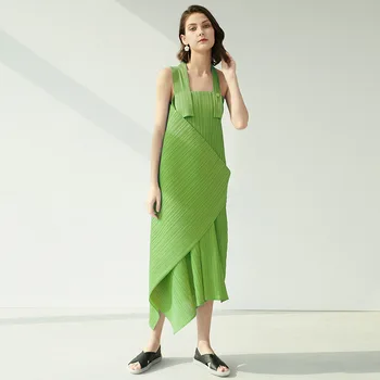 

LANMREM niche design pleated dresses for women 2020 summer new irregular Sleeveless Halter Neck Strapless elastic dress AR353
