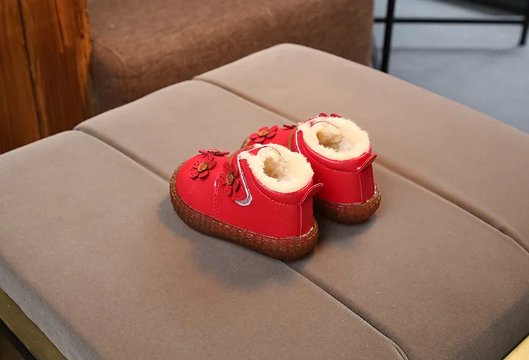 Детская обувь для новорожденных девочек; обувь для первых шагов из искусственной кожи с мягкой подошвой; теплая плюшевая обувь принцессы с цветочным узором; детская обувь; повседневные Мокасины