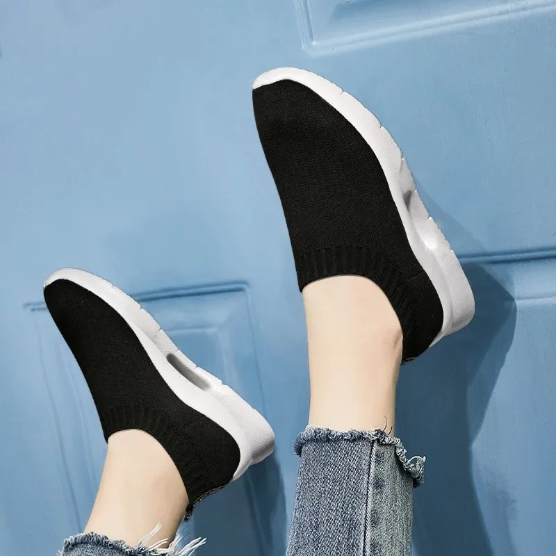 One-pedal Socks Shoes Lazy Shoes 2022 New Spring and Summer Casual Women's Shoes Flying Woven Breathable Increased Mother Shoes