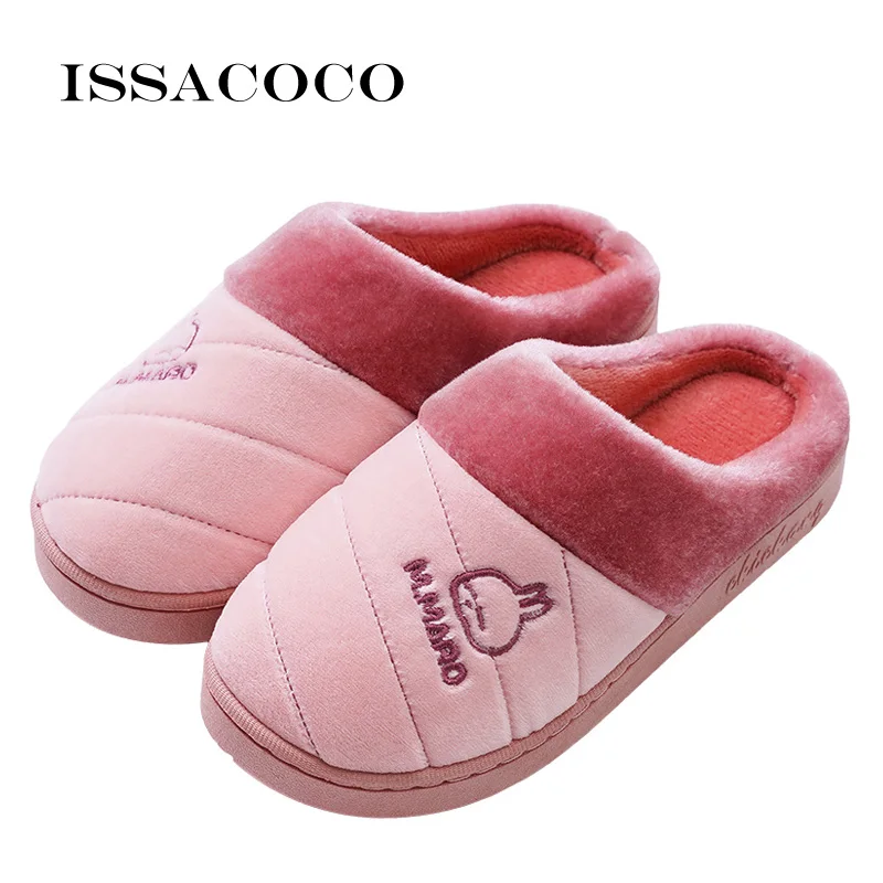ISSACOCO/женские зимние теплые хлопковые тапочки; женские тапочки; Домашние пушистые тапочки для влюбленных; женская обувь для спальни; Pantuflas - Цвет: Red