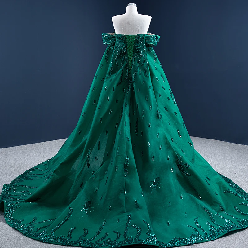 Рисунок 3 - Женское вечернее платье с открытыми плечами RSM