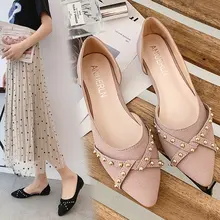 Модная обувь на плоской подошве; коллекция года; летние дышащие женские босоножки с заклепками на невысоком каблуке; женская обувь на плоской подошве; zapatos mujer