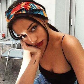

Fashion Bohemian Hairbands Print Headbands for Women Girls Retro Cross Knot Turban Bandanas Ladies Headwear Hair Styling Tools