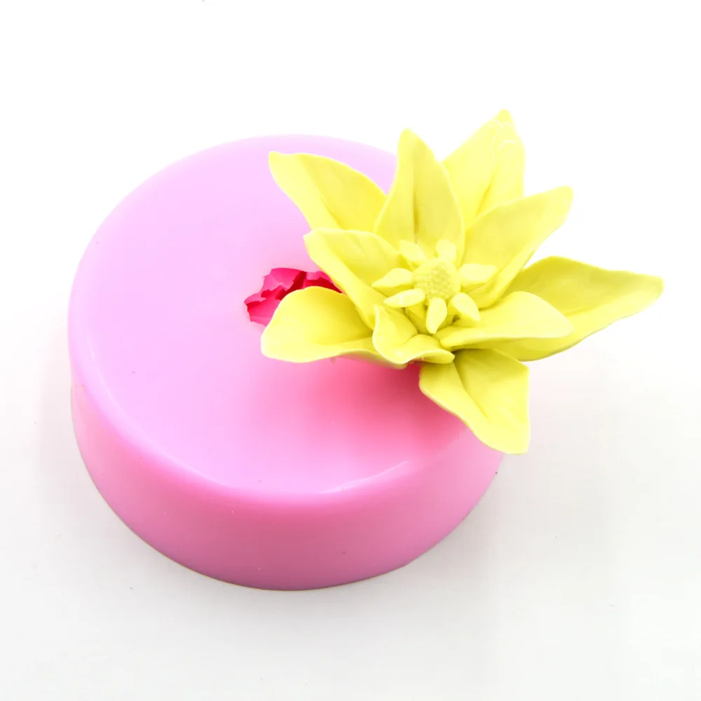 

3D Flower Soap Mold Small-size Lily Fondant Cake Silicone Mold Cake Decorating Tools DIY Baking Tool Birthday Wedding Decoration