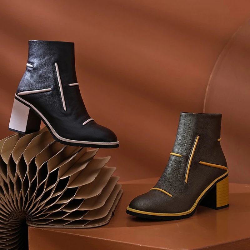 2020 winter new retro leather women's boots color matching thick heel high heel fashion short boots