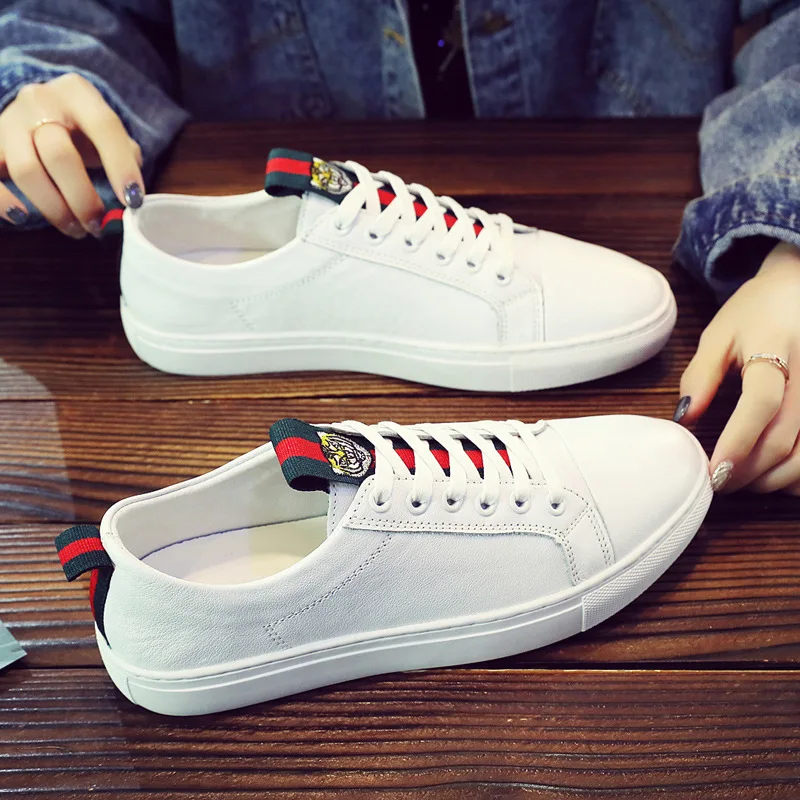 

2019 Spring New Style Embroidered White Shoes Men's Korean-style Versatile Genuine Leather Flat Shoes White MEN'S Casual Shoes F