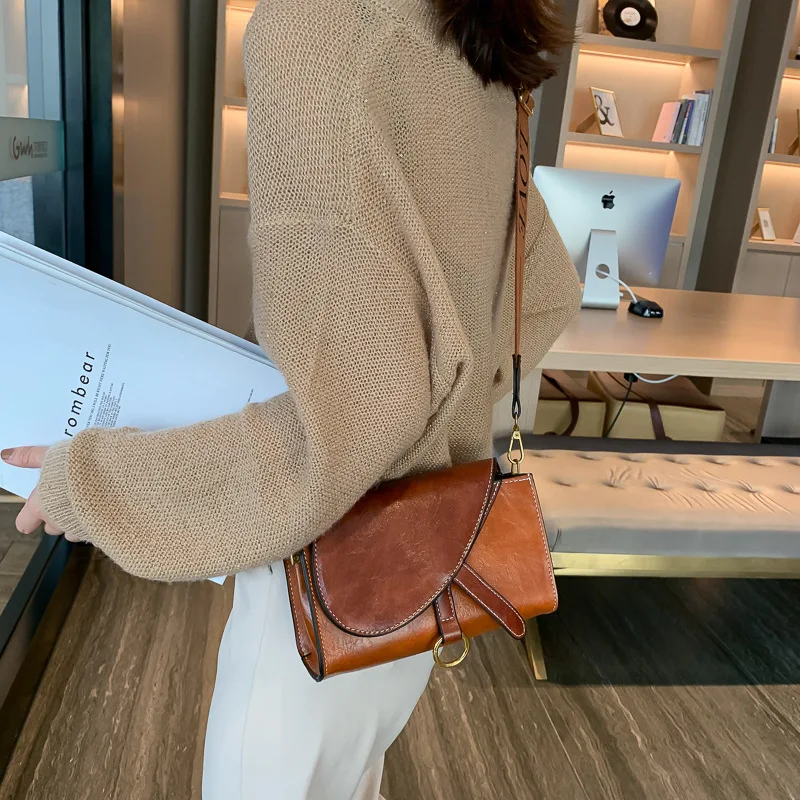 

Hong Kong Style Retro Small Bag WOMEN'S Bag 2019 Popular New Style Fashion Korean-style Versatile Shoulder Bag Broadband Fashion