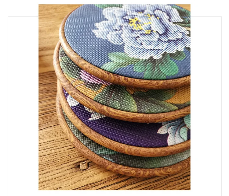 12567705982_2001160281