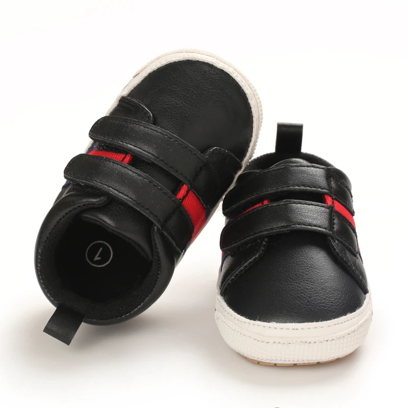 Scarpe da neonato per neonato scarpe da uomo con gradino anteriore scarpe da mocassino casual da donna in PU scarpe da bambino classiche antiscivolo