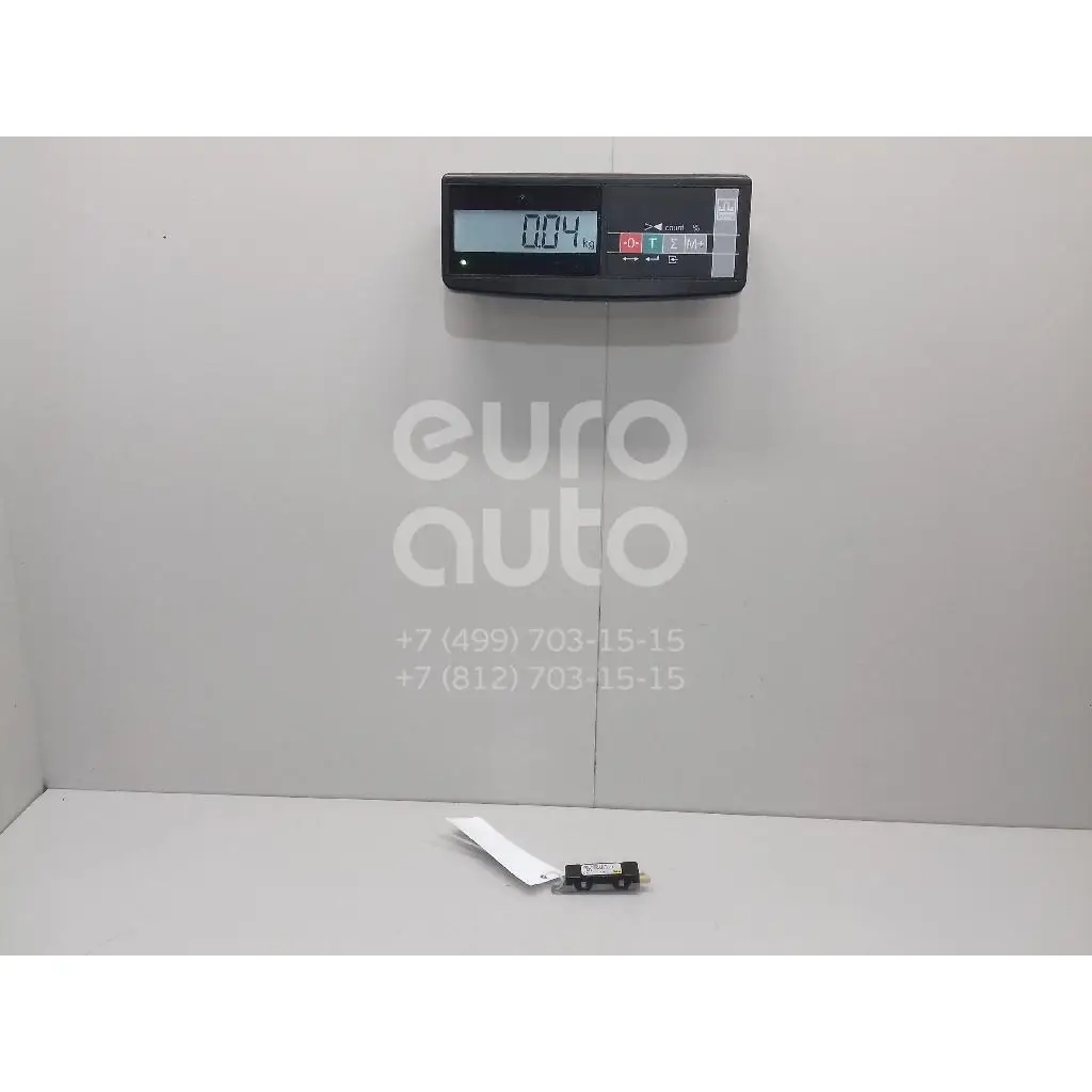 Антенна, состояние – Б/У,, для VW Touareg 7L6035552A УСИЛИТЕЛЬ АНТЕННЫ 7L6035552A