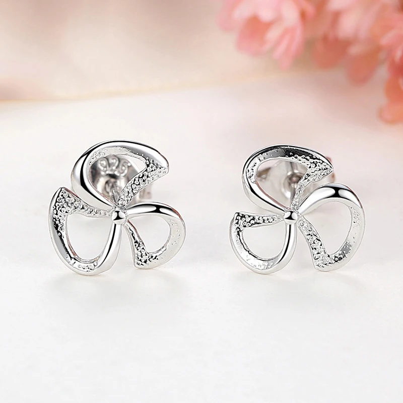 9486644386_1554923214