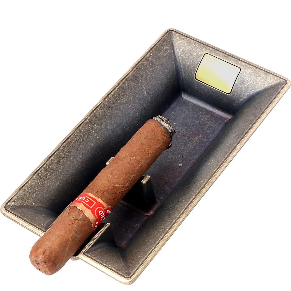 Car ashtrayRetro cigar ashtray bronze household cigar ashtray single slot design(bronze