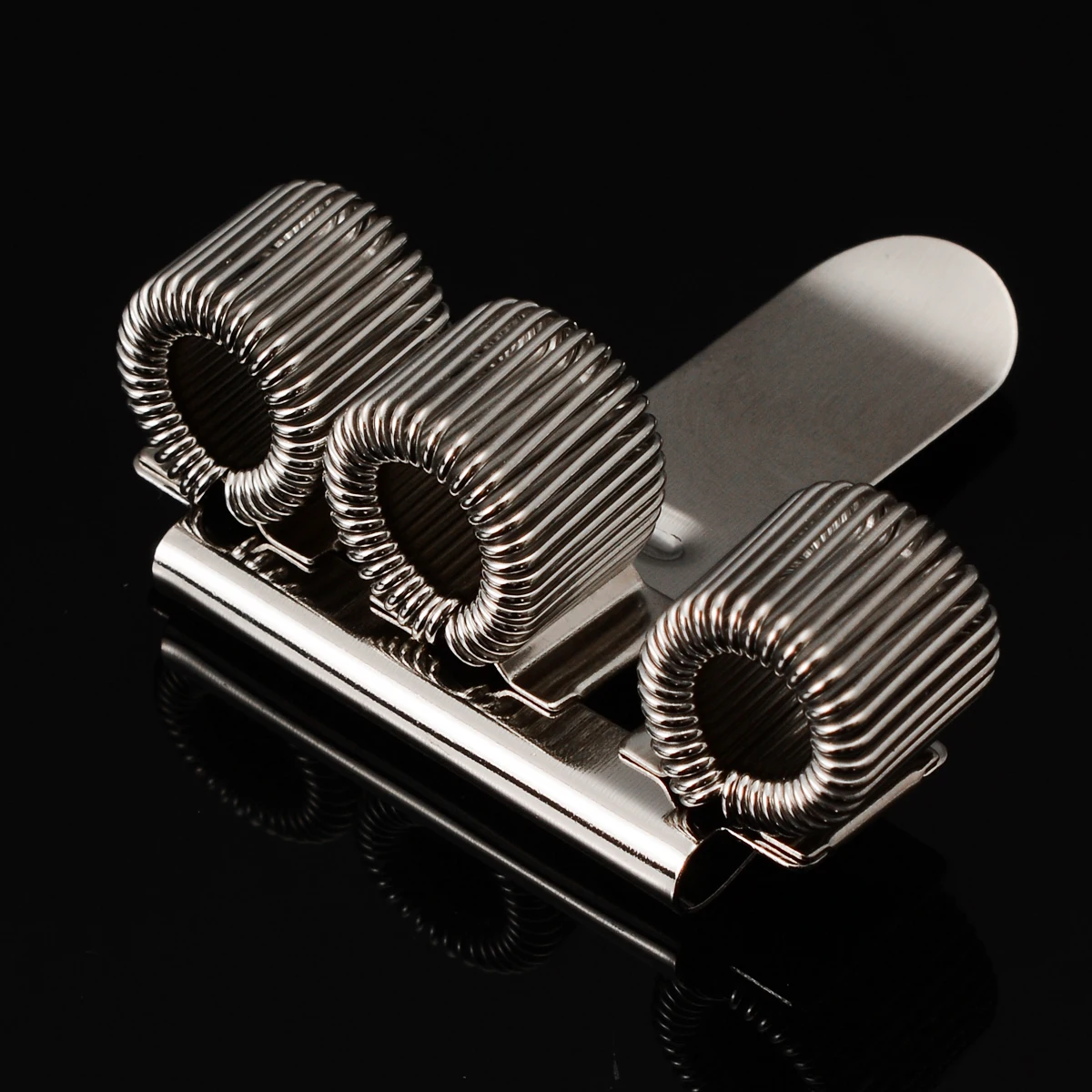1pcs Triple Hole Metal Pen Holder with Pocket Clip for Security Nurse Ambulance Tool Office School Supplies Sationery