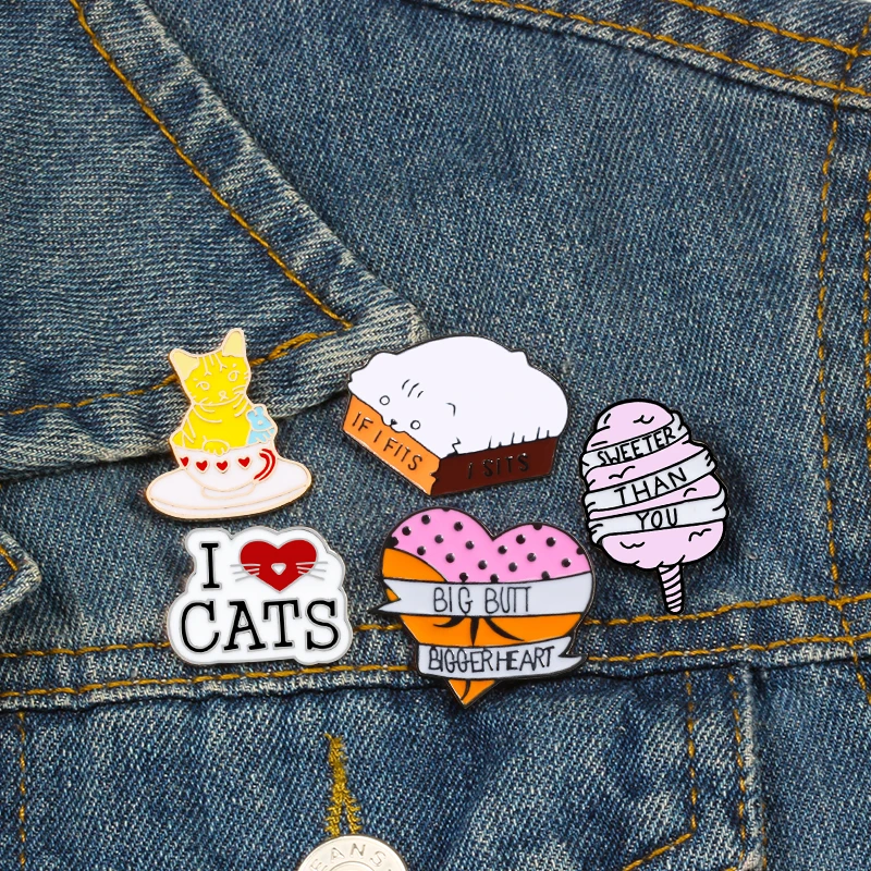 

Cat in Box Cup Enamel Pins Cartoon Brooched Letter I LOVE CATS Heart Men Women Lapel pin Denim Shirt Pink Candyfloss Badges Gift