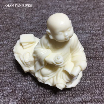 

Chinese style little monk white statue，Handmade art sculpture，Cute figure buddha，Car decoration，Home decoration figurines
