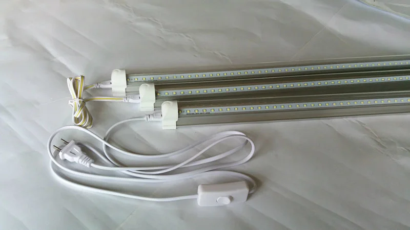 3884017380_449033569