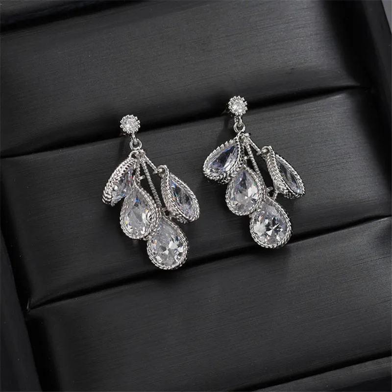

Fashion Female Geometric Earrings With Crystal Romantic Silver Color Bridal Earrings Elegant Wedding Stud Earrings For Women