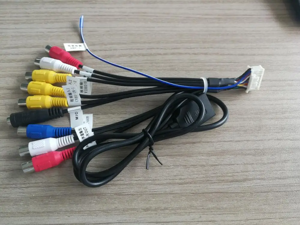 This link is for Customer to pay Video and Audio RCA+ Extra Mic + 4G SIM Card slot all in one Cable |